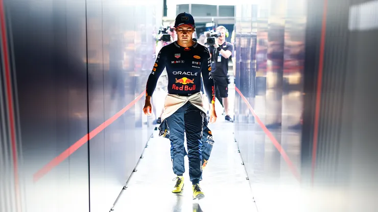 Checo Pérez tiene contrato en Red Bull hasta 2025 inclusive
