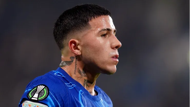 Enzo Fernández no es titular con Chelsea ante Arsenal