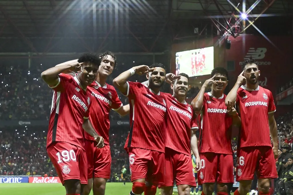 Toluca goleó a América por 4-0 (Imago7)