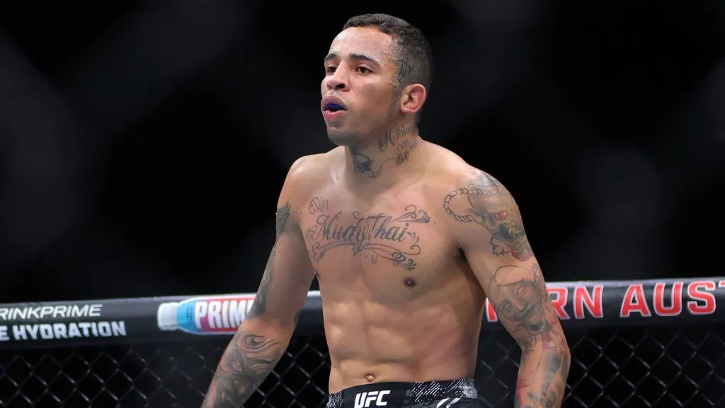 Carlos Prates es la figura que está revolucionando a la UFC con su gran estilo y carisma. (IMAGO)