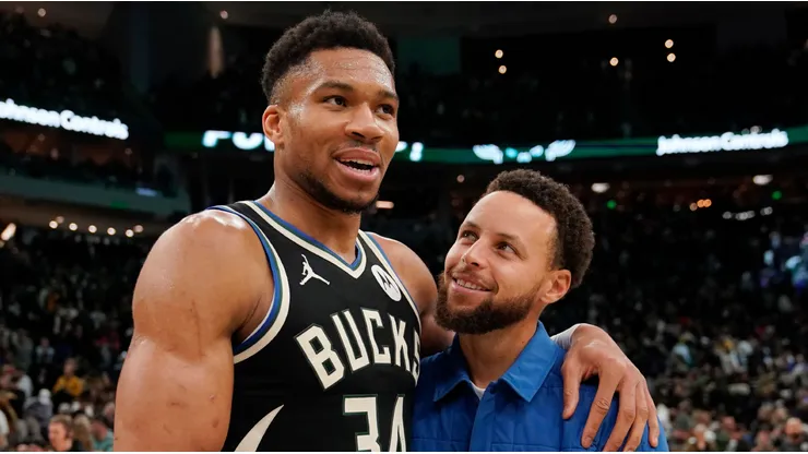 Giannis Antetokounmpo y Stephen Curry.