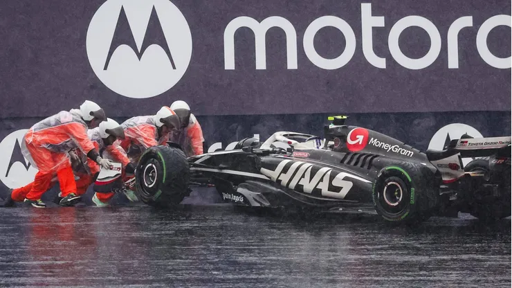 ¿Por qué Nico Hulkenberg recibió bandera negra en el GP de Brasil 2024 y qué signfica?