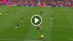 Edson Álvarez fue expulsado en la Premier League