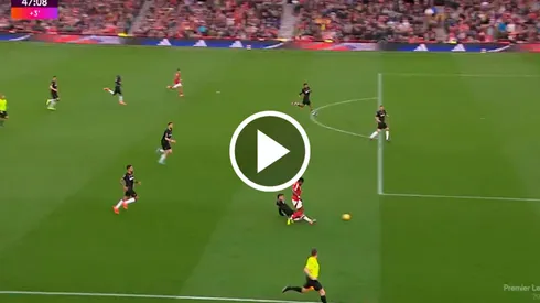 Edson Álvarez fue expulsado en la Premier League