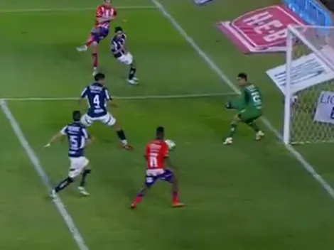 Osotote: el insólito gol fallado por Vitinho vs. Rayados