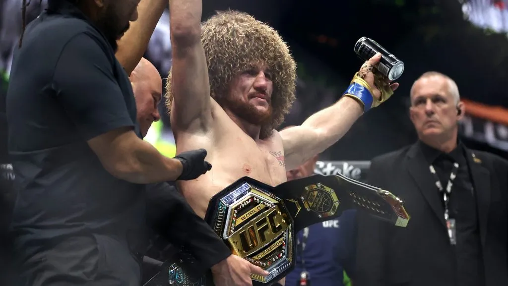 Merab Dvalishvili hará su primera defensa del cinturón del peso gallo ante Umar Nurmagomedov. (GETTY IMAGES)