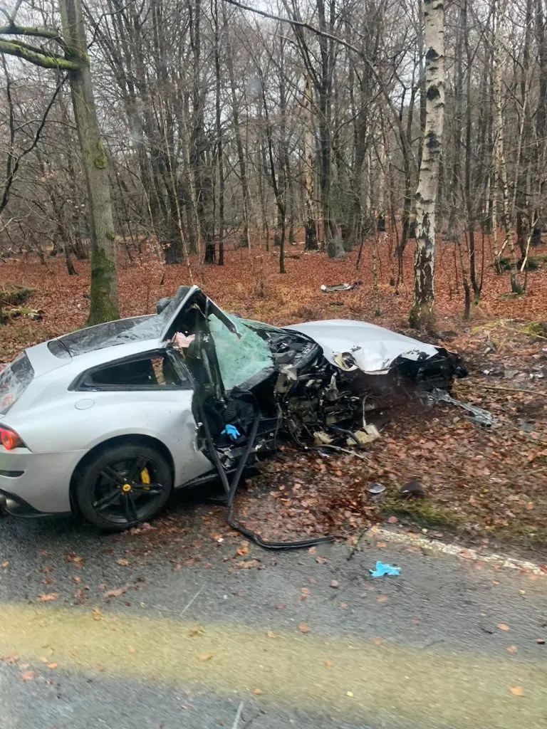 Así quedó el auto de Michail Antonio tras el accidente