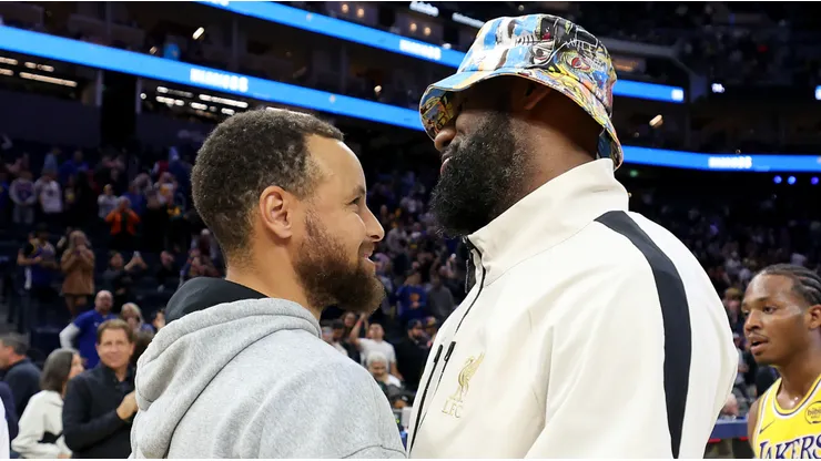 Stephen Curry y LeBron James.