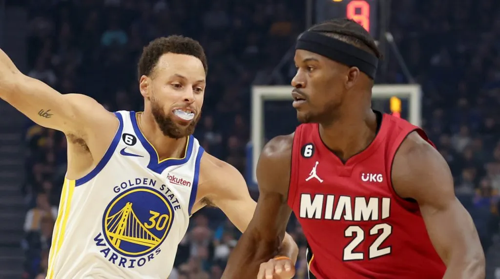 Stephen Curry y Jimmy Butler. (Foto: Getty Images)