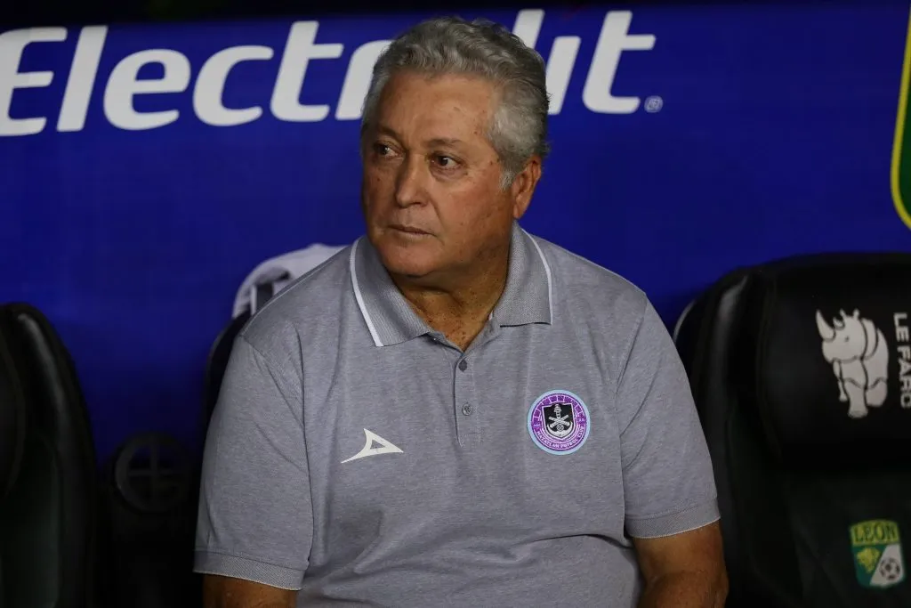 Victor Vucetich logró llega al 2025 como DT en la Liga MX. [Foto IMAGO]
