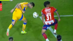 Tigres reclama un penal en el partido ante Atlético San Luis por la Liguilla