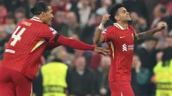 Liverpool, firme en lo más alto de la Premier League.