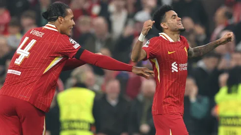 Liverpool, firme en lo más alto de la Premier League.