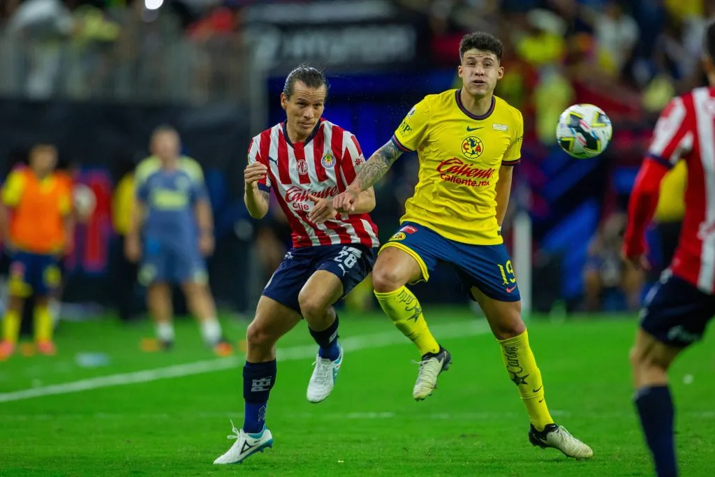 El Clásico Nacional entre Chivas y América se llevará a cabo el 8 de marzo en el Estadio Akron. (Imago)
