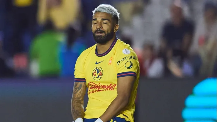 Rodrigo Aguirre no es titular con América ante Rayados