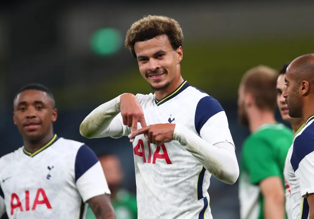 Dele Alli, celebrando un gol con la playera del Tottenham (GETTY IMAGES)