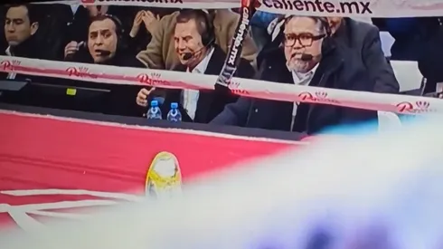 Julio César Chávez no escondió su sorpresa al nocaut que sufrió Jaime Munguía.