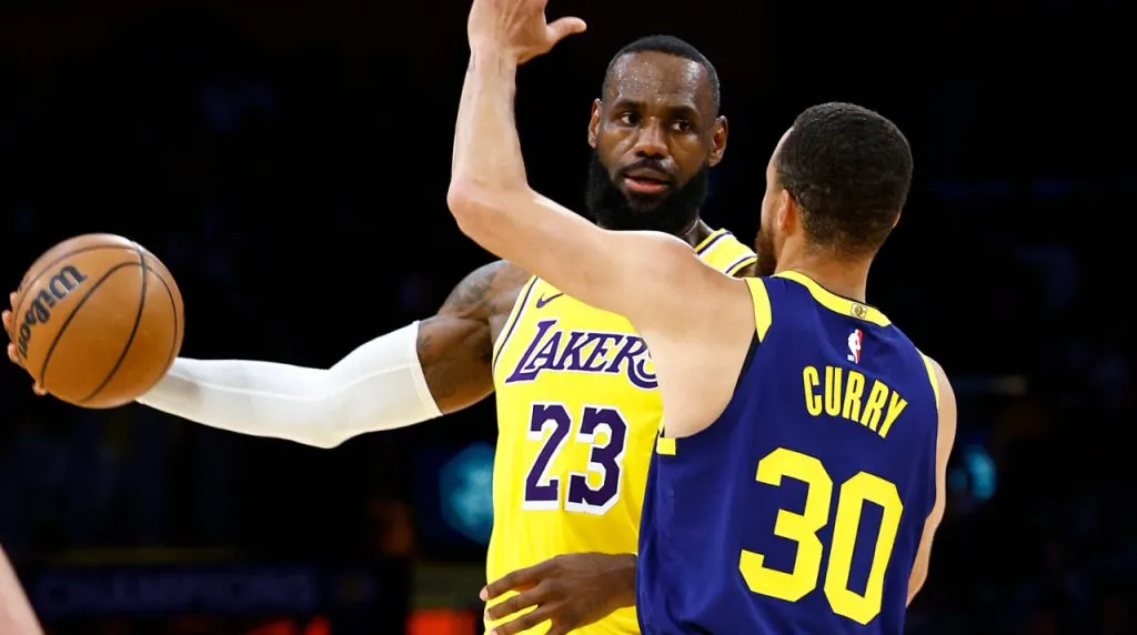 LeBron James y Stephen Curry en la NBA. (Foto: Getty Images)