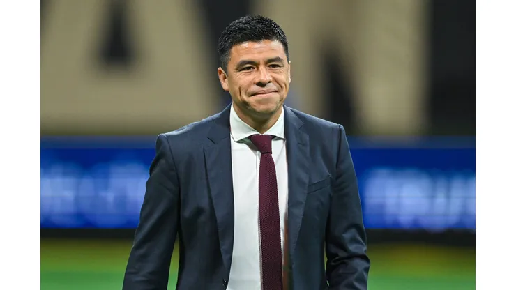Gonzalo Pineda fue presentado en Atlas