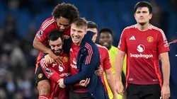 Los futbolistas de Los Diablos Rojos, a puro festejo.