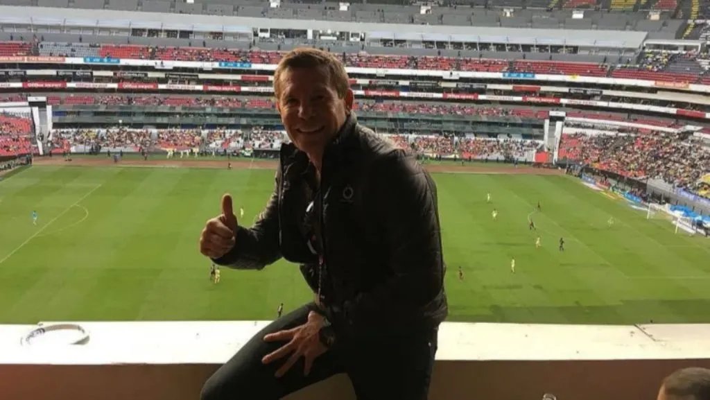 El “Gran Campeón Mexicano” presumió su foto alentando al América (Twitter/X)