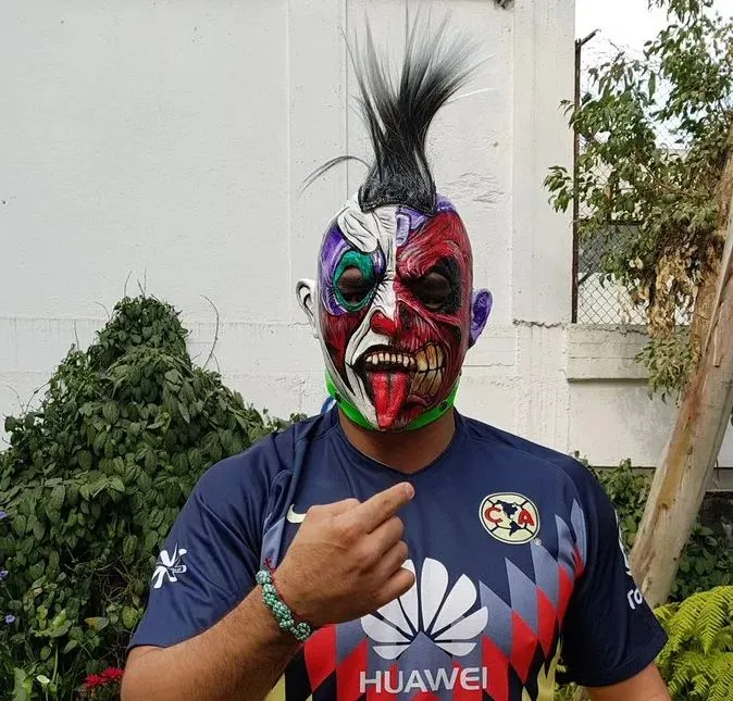 El destacado luchador es un gran apasionado del América (Instagram)