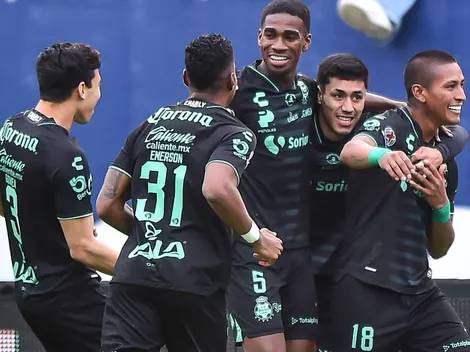 Santos Laguna y Fernando Ortiz buscan la salida de un futbolista