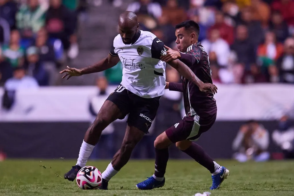 La Selección Mexciana y Valencia empataron 2-2 en octubre. [Foto IMAGO]