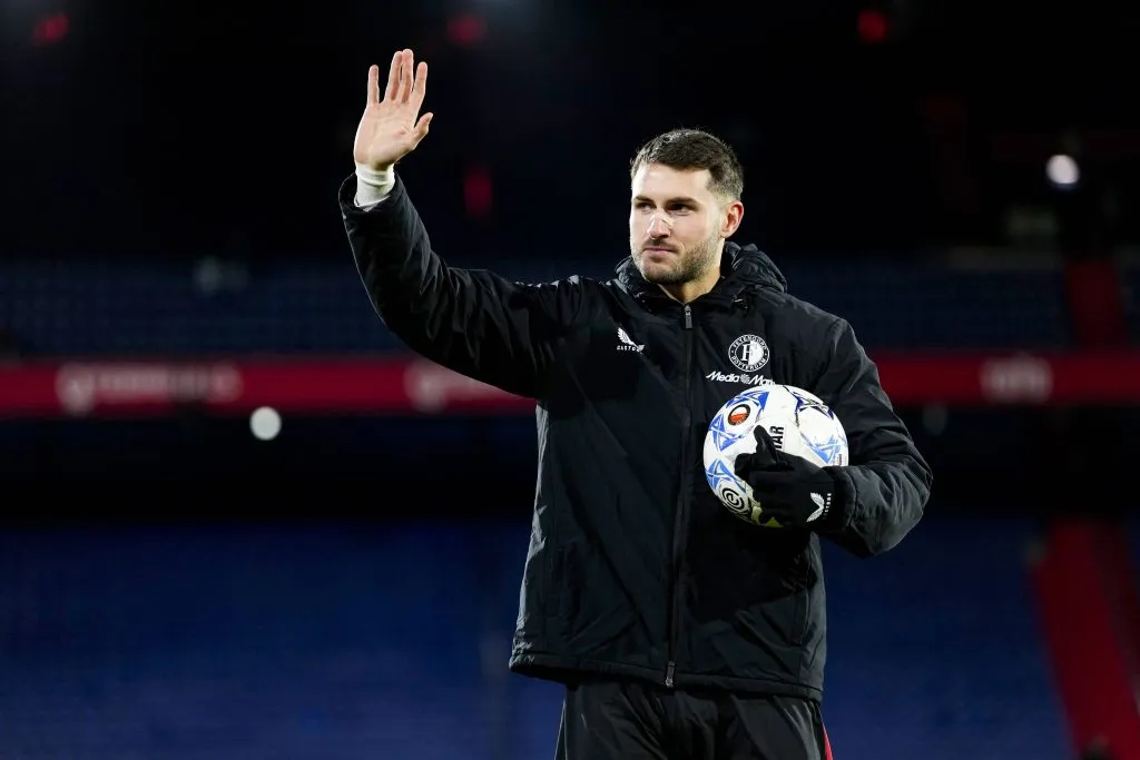 Santiago Giménez volvió con un gran estado de forma. [Foto IMAGO]