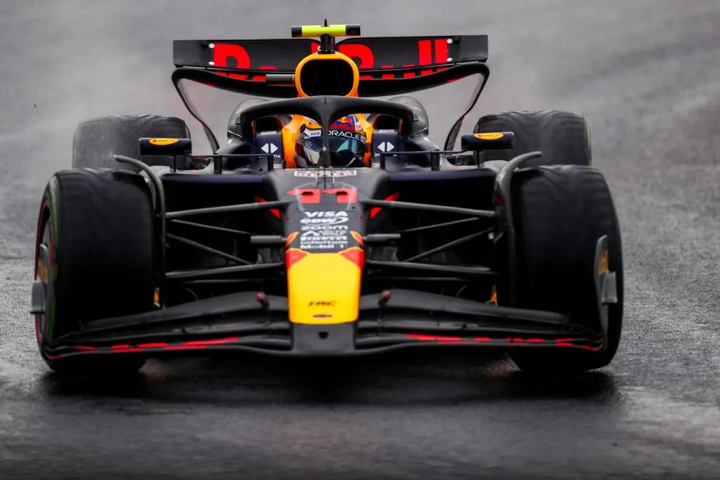 Red Bull tuvo que gastar casi 5 millones de dólares por daños ocasionados por Checo Pérez (GETTY IMAGES)