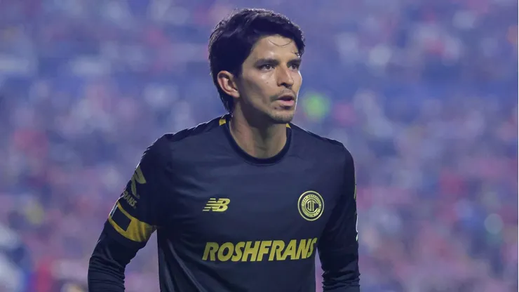 Carlos Orrantía fue presentado en Atlas