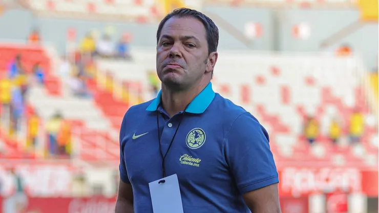 Santiago Baños reveló que hay una negociación trabada por un jugador