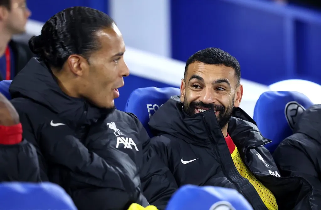 Virgil van Dijk y Mohamed Salah podrían abandonar Liverpool a coste cero (GETTY IMAGES)