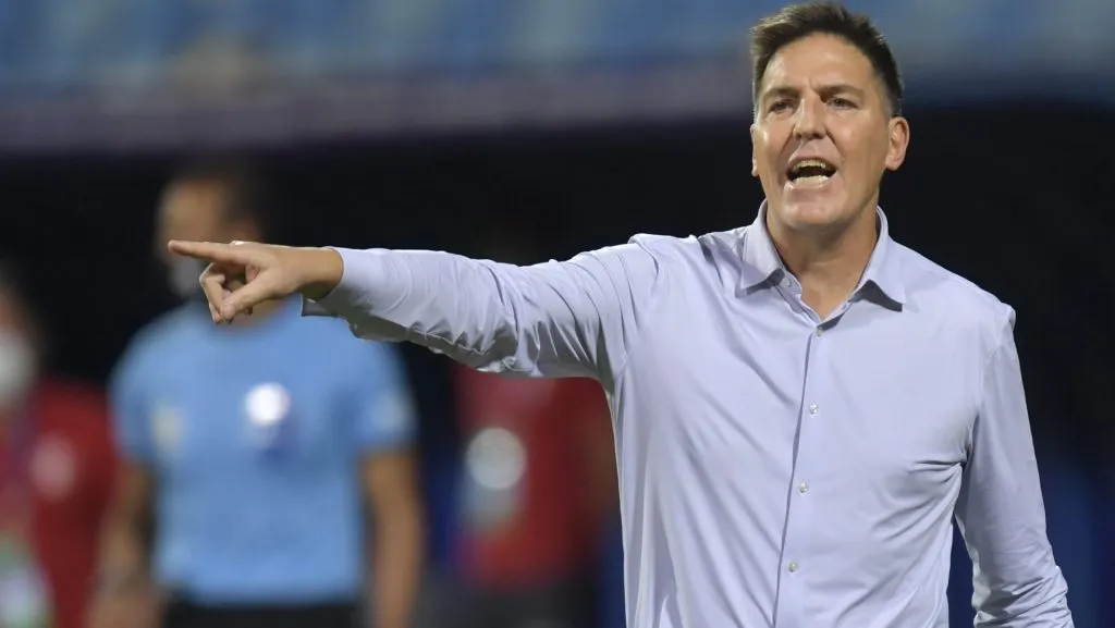 Eduardo Berizzo va armando la plantilla de León para el 2025. (Getty Images)