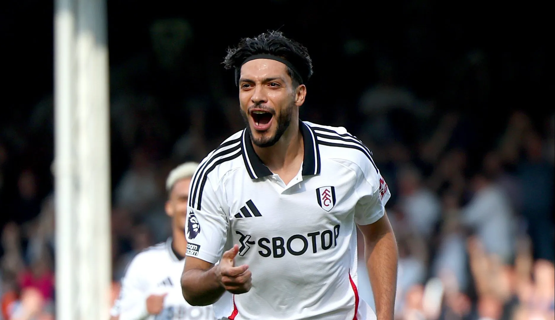 Otra gran actuación de Raúl Jiménez en la Premier League (Getty Images)