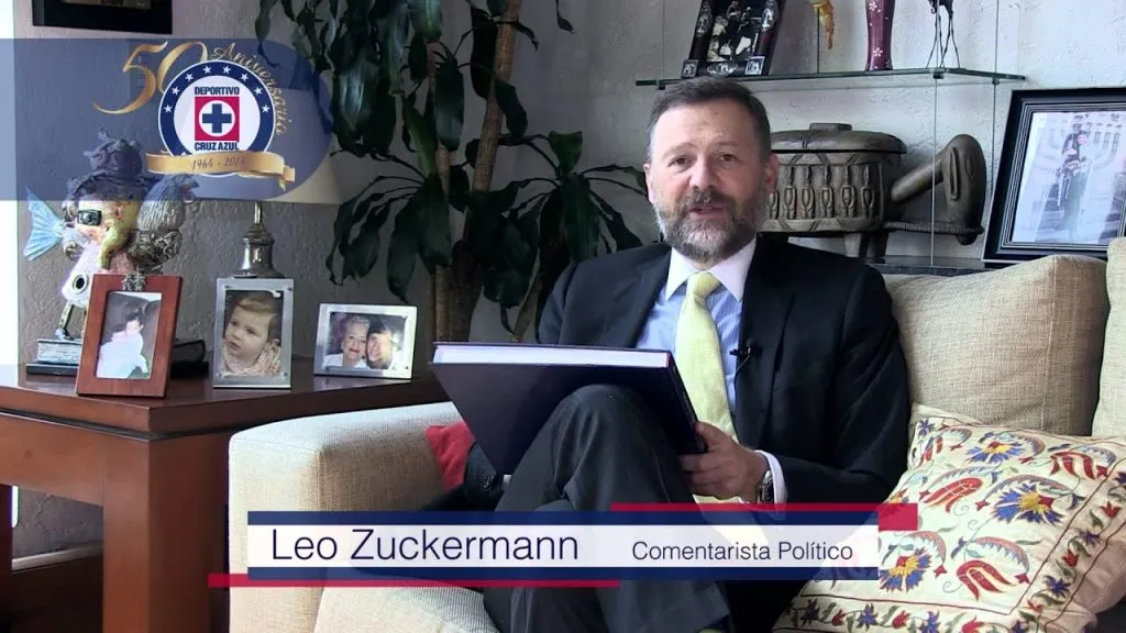 Uno de los reconocidos aficionados de La Máquina (Cruz Azul oficial)