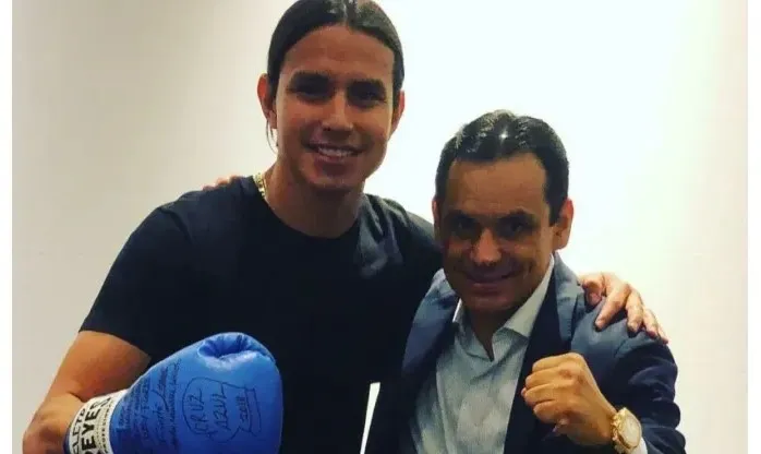 “Finito” al lado del Jerry Flores, exjugador de Cruz Azul (Instagram)