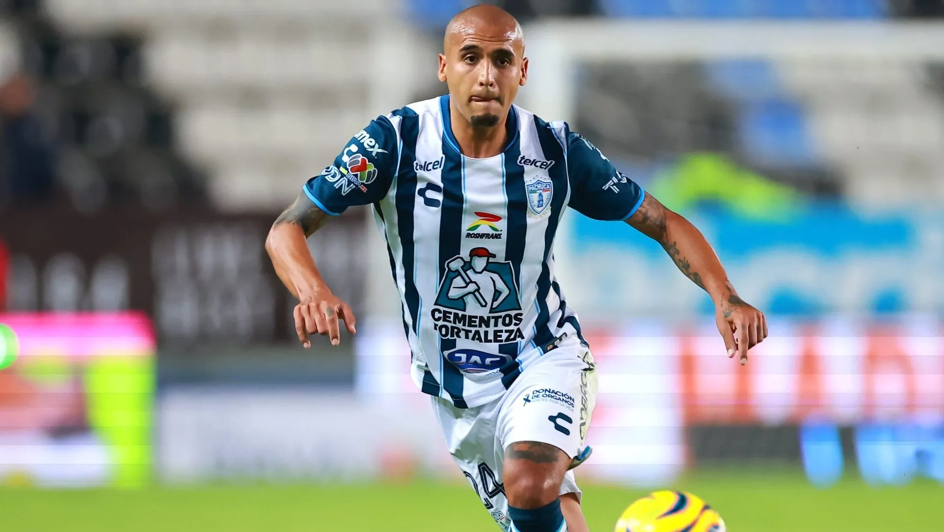 El defensa de 33 años seguiría hasta mediados de 2025 (Getty Images)