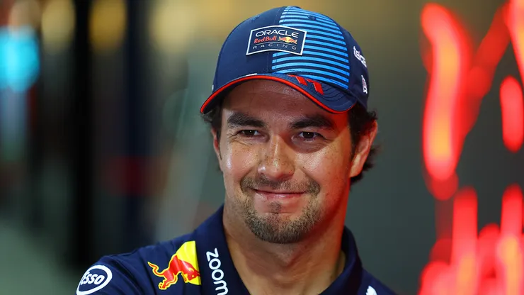 Checo Pérez integra el Top 10 de pilotos que más dinero ganaron en 2024