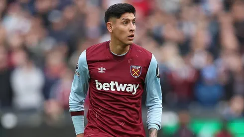 Edson Álvarez, criticado en West Ham.