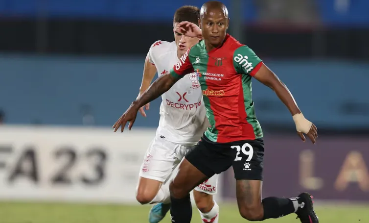 Mathías Acuña fue encontrado muerto en Ecuador.