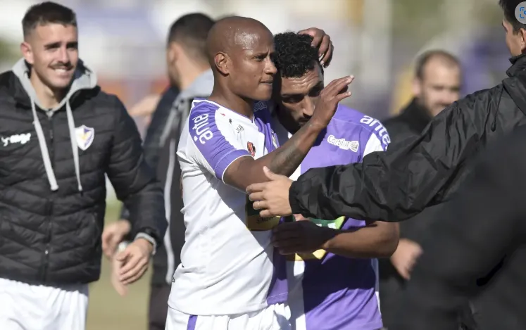 El futbolista uruguayo tenía 32 años. (Foto: Leonardo Mainé)