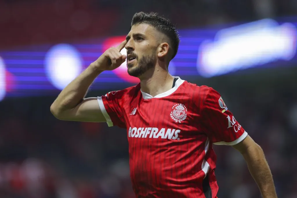 Paulinho marcó 14 goles en 22 juegos con Toluca en el semestre [Foto: Getty]