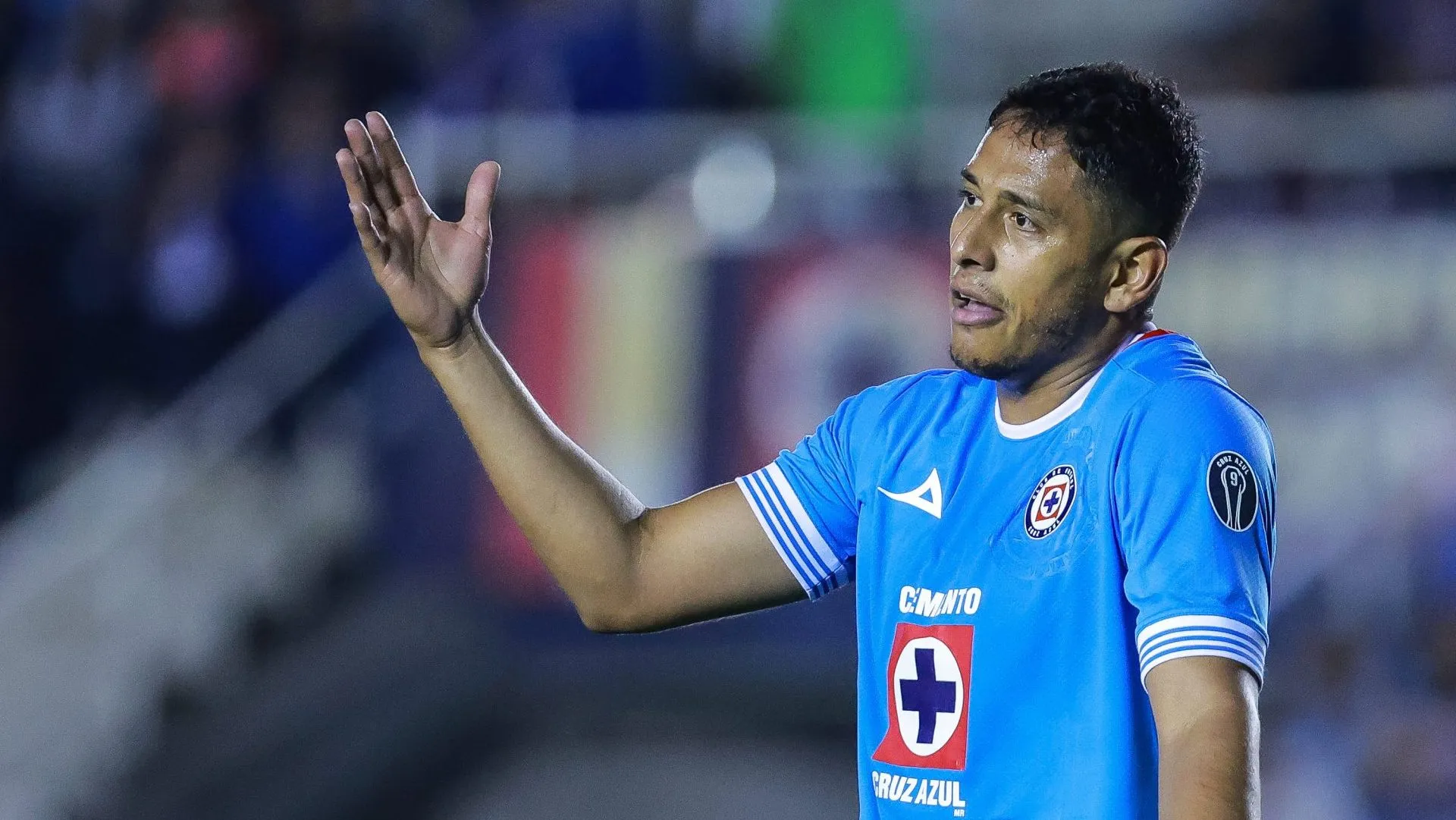 Luis Romo, en su paso por Cruz Azul. (Getty Images)