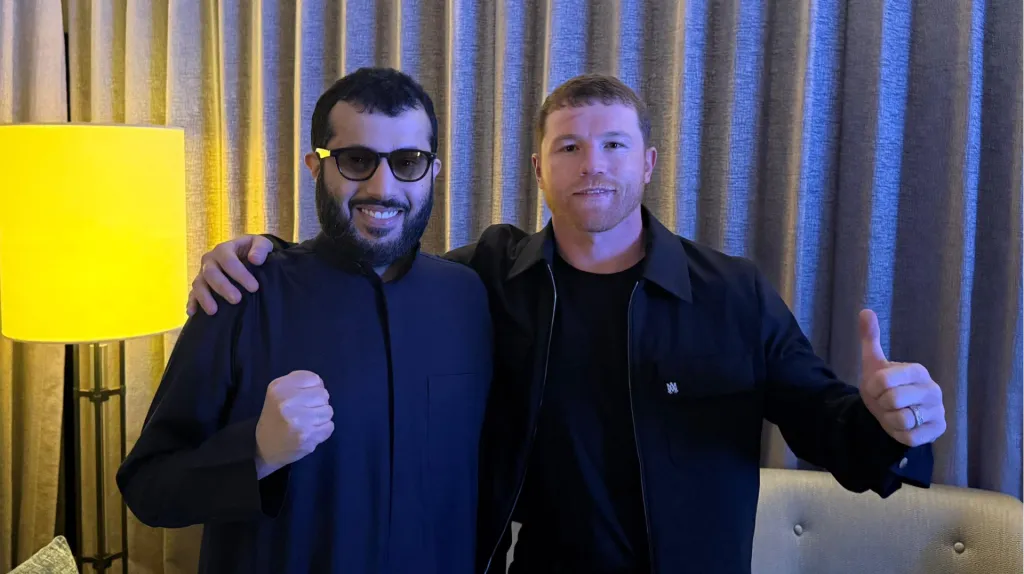 Canelo Álvarez se encontró con el jeque Turki Al-Alshikh en Londres.