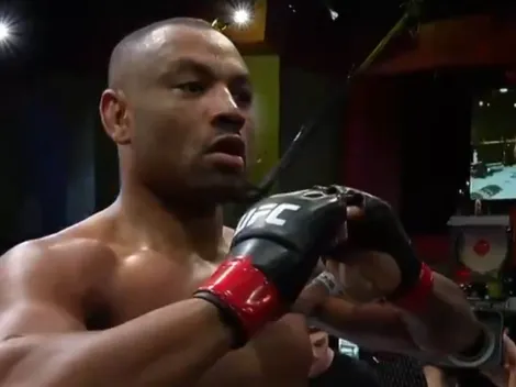 Un luchador de UFC perdió el conocimiento luego de ser noqueado brutalmente