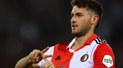 Santi Giménez, de gran momento en Feyenoord.