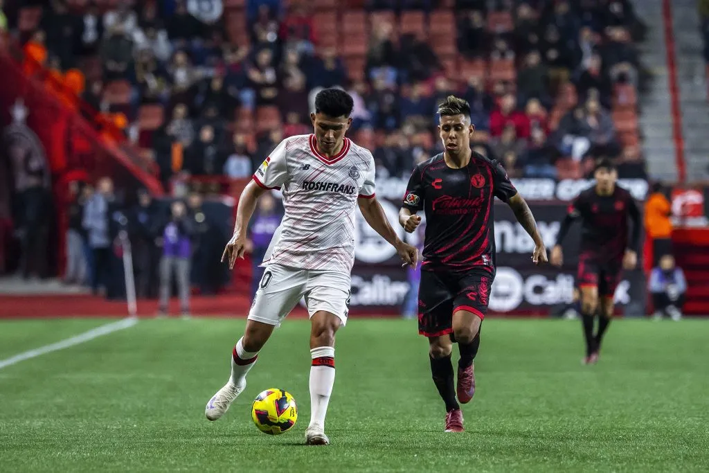 Jesús Gallardo se perderá el partido ante Monterrey [Foto: Getty]