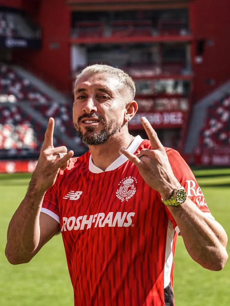 Héctor Herrera se encuentra cumpliendo una sanción de tres partidos tras escupir a un árbitro en la MLS. (Toluca oficial)