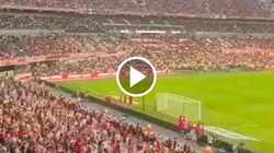 El público argentino, duro con la escuadra tricolor.